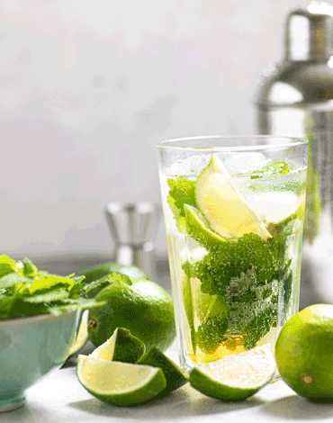 Le mojito au rhum blanc pour révéler les arômes de menthe et citron