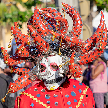 Papa Diab, le diable rouge emblématique du carnaval aux Antilles